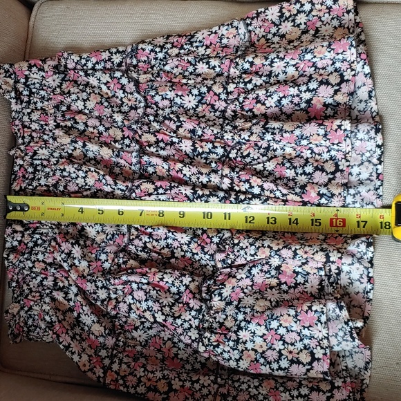 Wild Fable Floral Skater Skirt - Black and Pink M - Picture 3 of 3